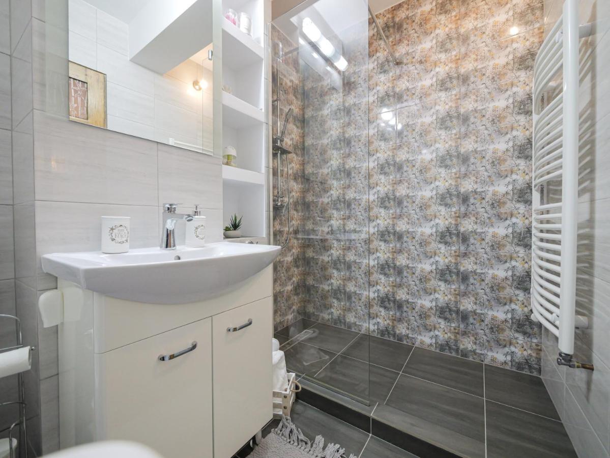 Luxury Ultracentral Curtea de Argeş エクステリア 写真